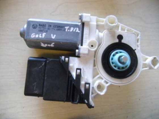 Motor Elevador de Vidro Golf V Tras Drt mev364